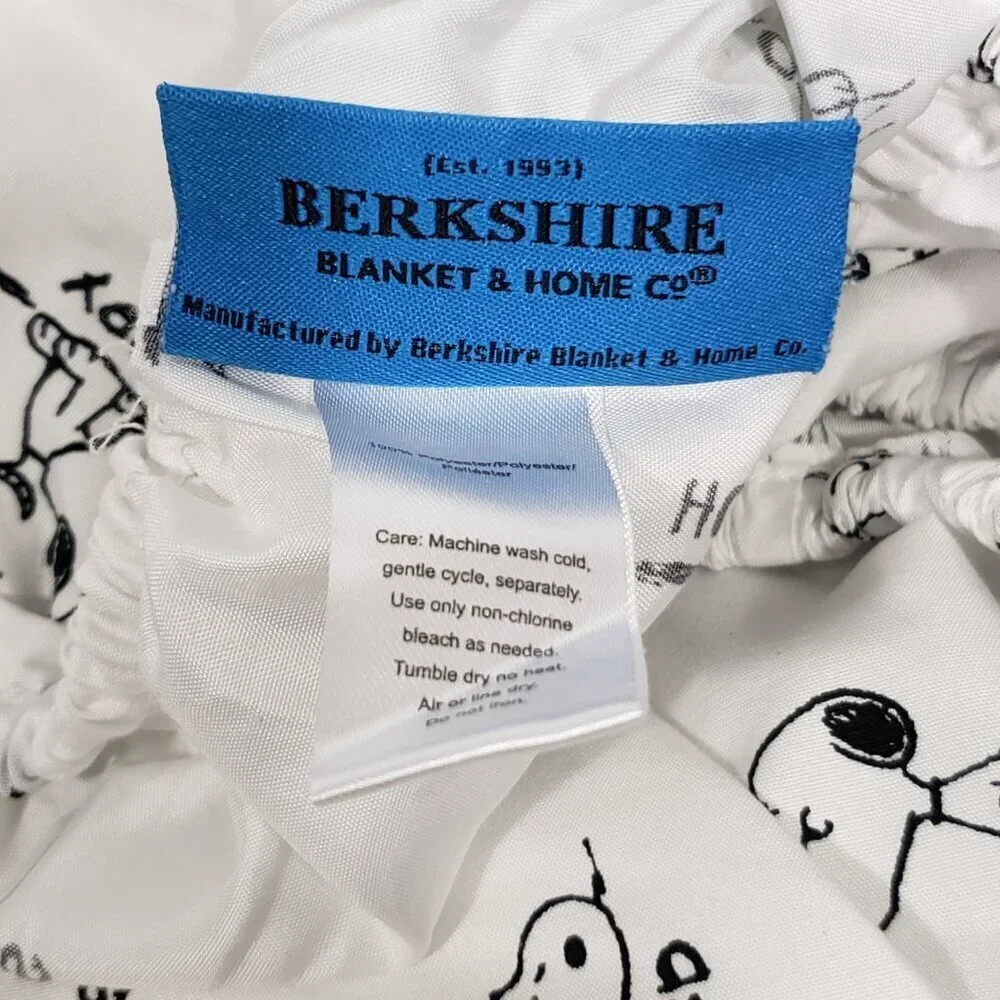 Peanuts Snoopy Charlie Brown Berkshire Home Twin Fitted Sheet  Black White